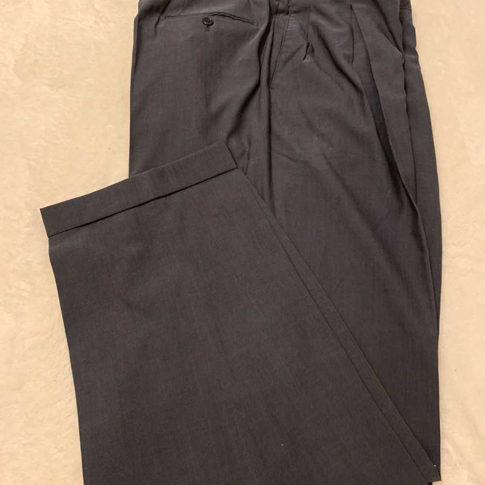 Armani Collezioni Men’s Dress Pants Dark Gray Size 37-32 .